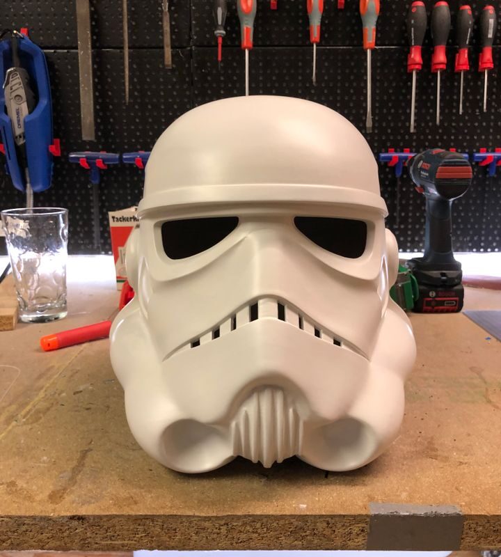 Giyilebilir Boyutta Yıldız Savaşları Uzay Savaşları StormTrooper Kaskı 12 cm