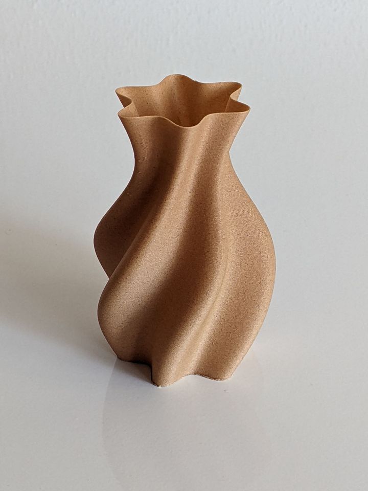 Breite Spiralvase 15 cm