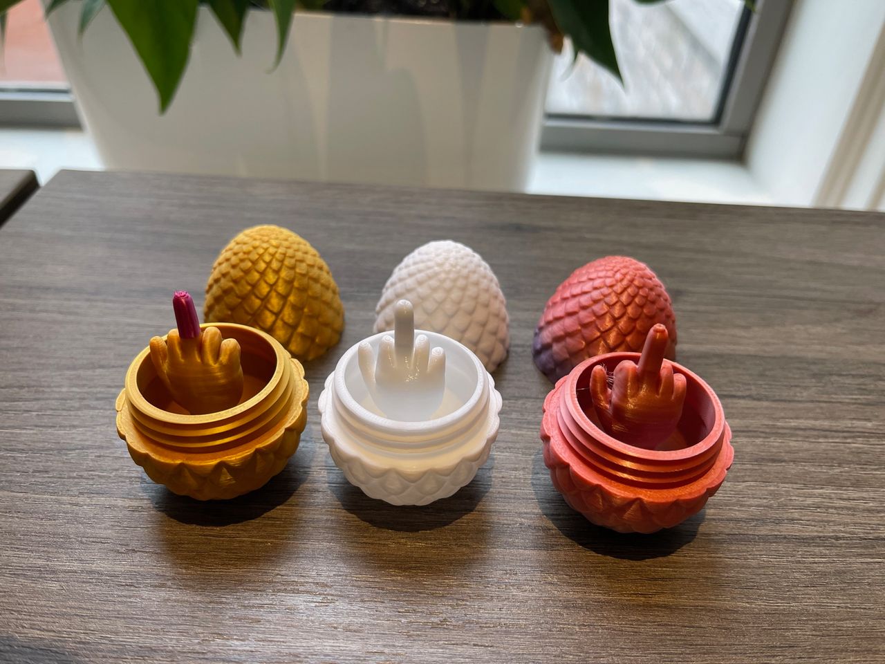 3 Tane Orta Parmak Ejderha Yumurtası 10 cm