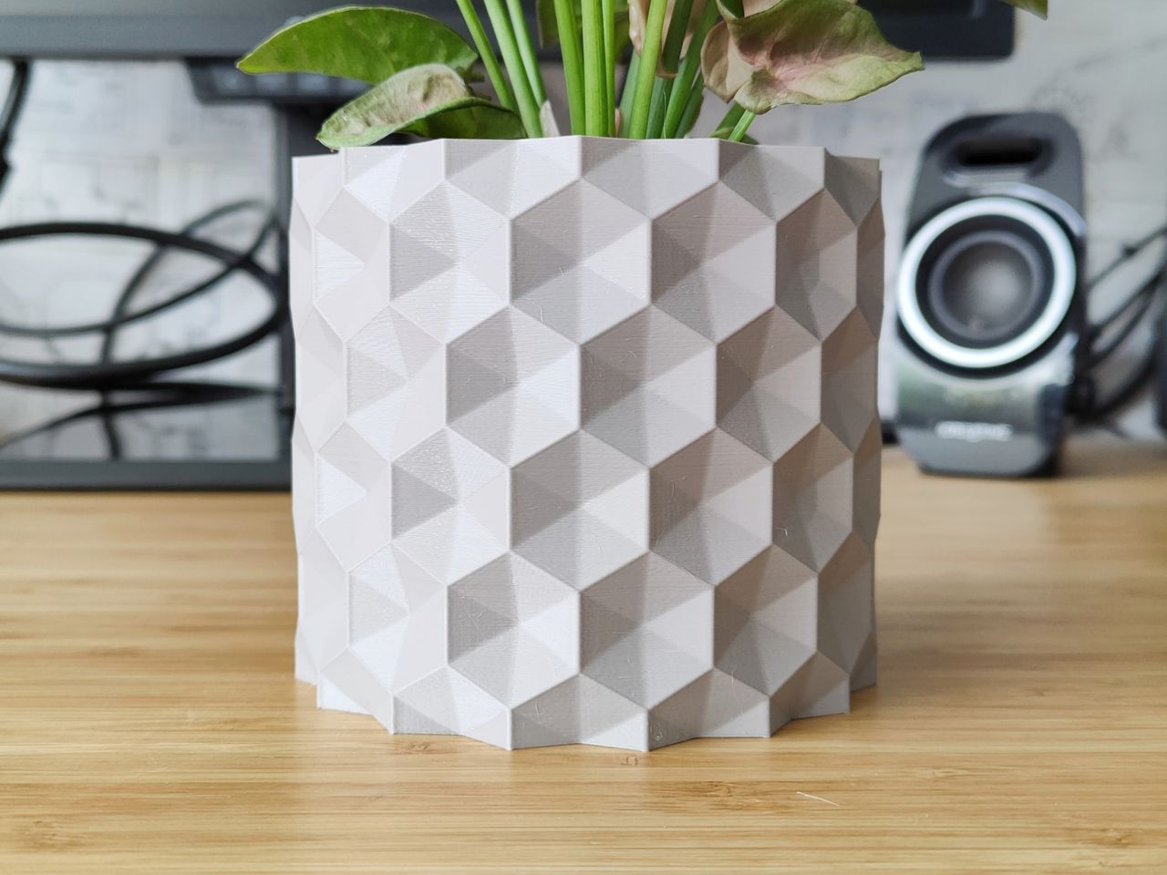 Inverted Polygon Flower Pot 12 cm