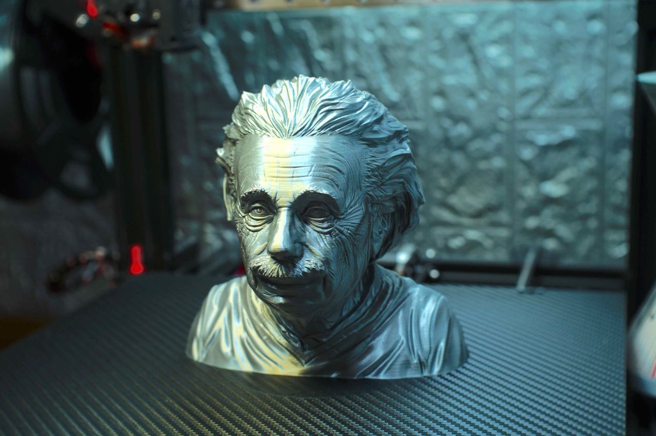 Detaylı Albert Einstain Büstü 22 cm