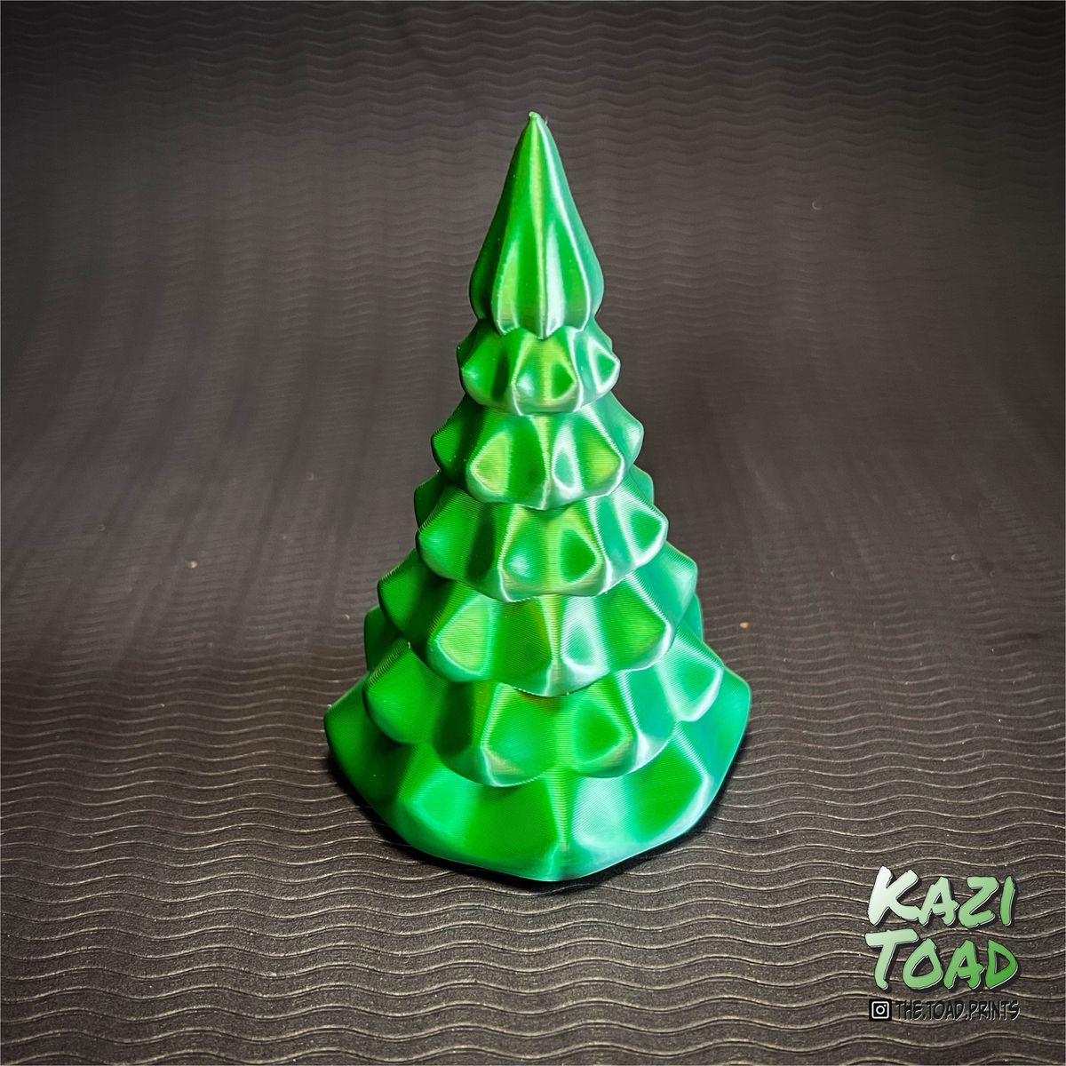 3 Pieces Leaf Pattern Decorative Christmas Tree 12 cm