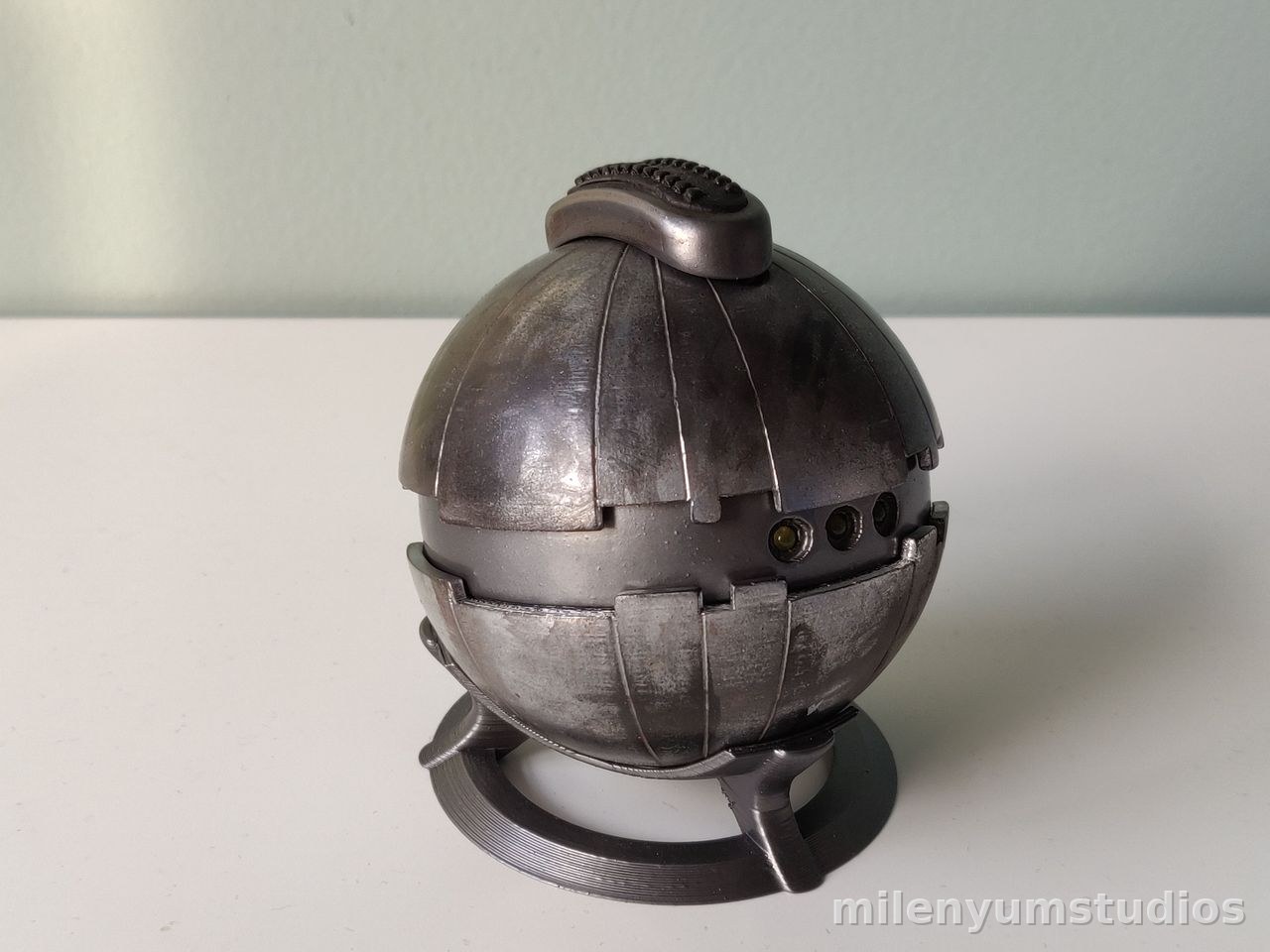 Decoración Legendaria Arma Espacial Explosivo Térmico 15 cm